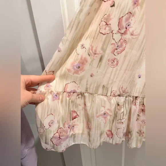 Dex Smocked Square-Neck Floral Midi Dress in Light Pink PTP 16-20” - Picture 7 of 8